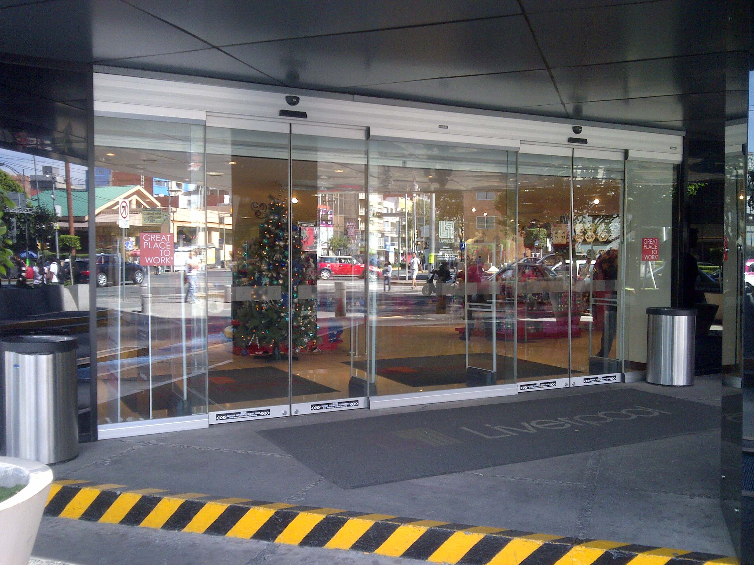 DuraGlide® All Glass 2000/3000 AllGlass Automatic Sliding Door